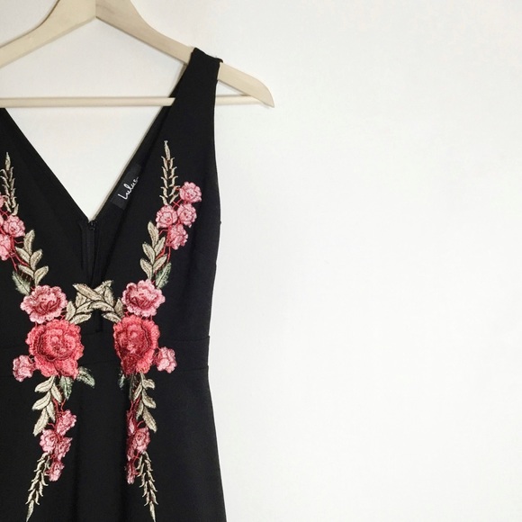 Lulus Dresses & Skirts - Lulu’s Romantic Rose Embroidered Slater Dress